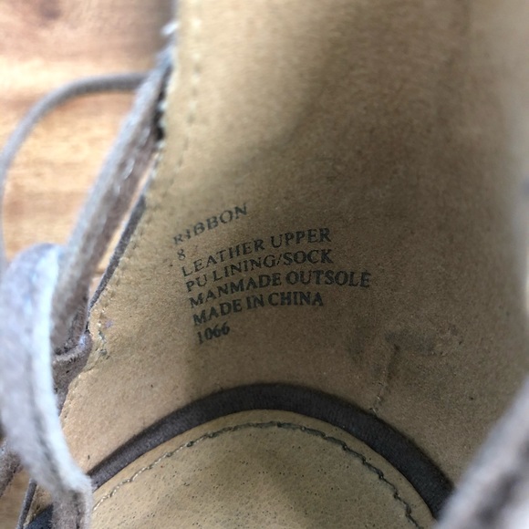 Steve Madden Suede Leather Heel - Picture 5 of 5